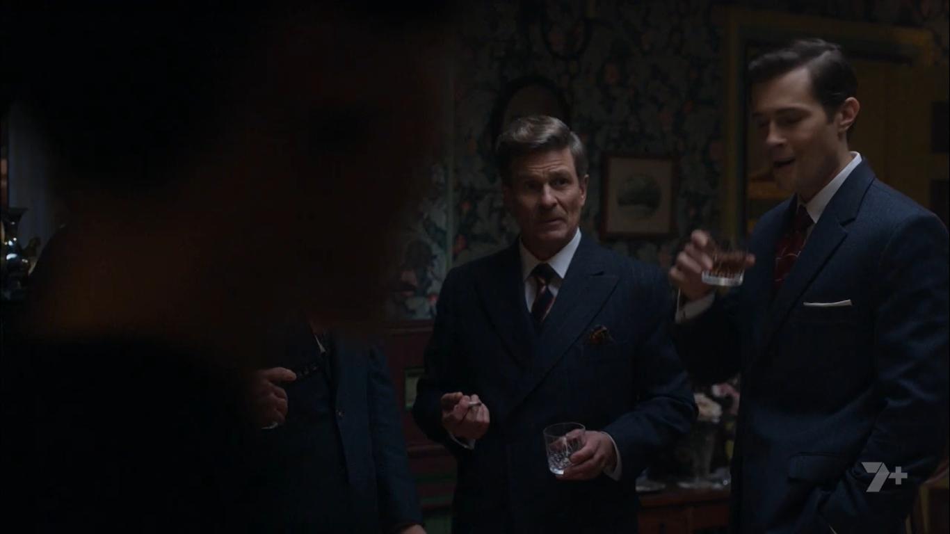 Фото - : 1366x768 / 38 Кб