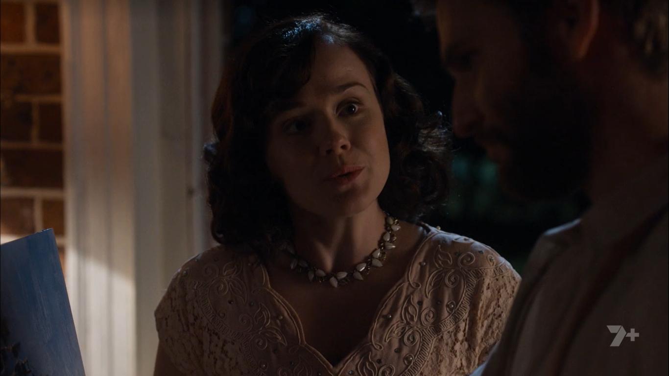 Фото - : 1366x768 / 58 Кб