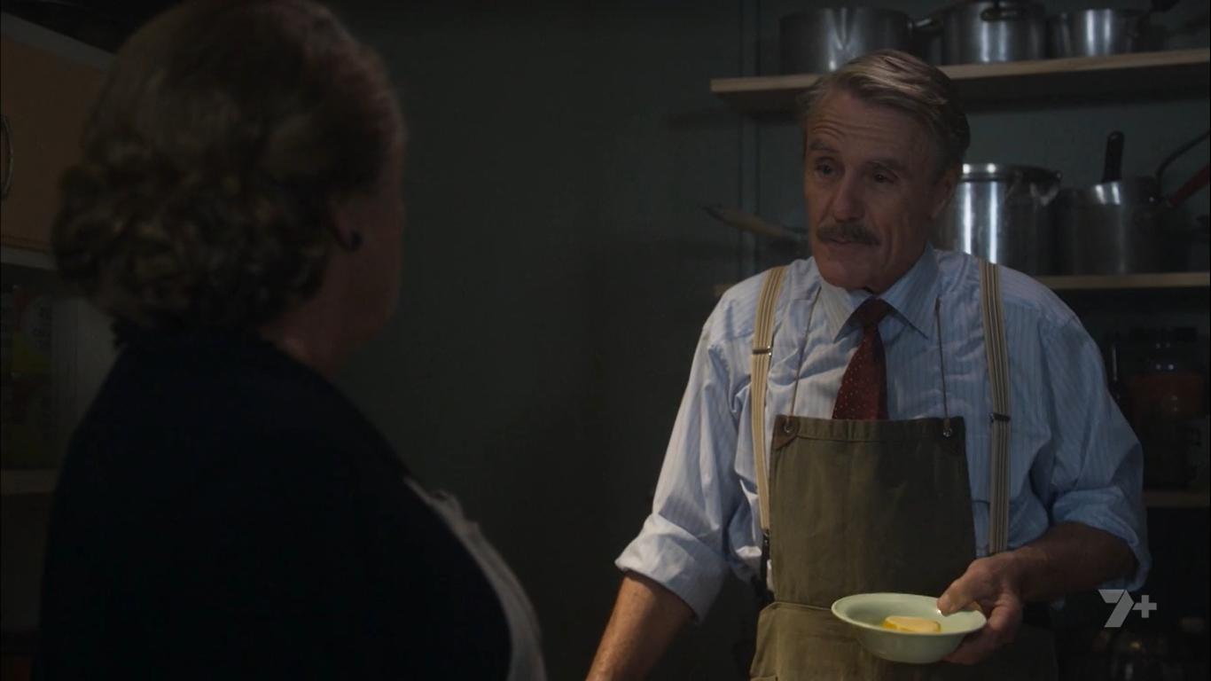 Фото - : 1366x768 / 47 Кб