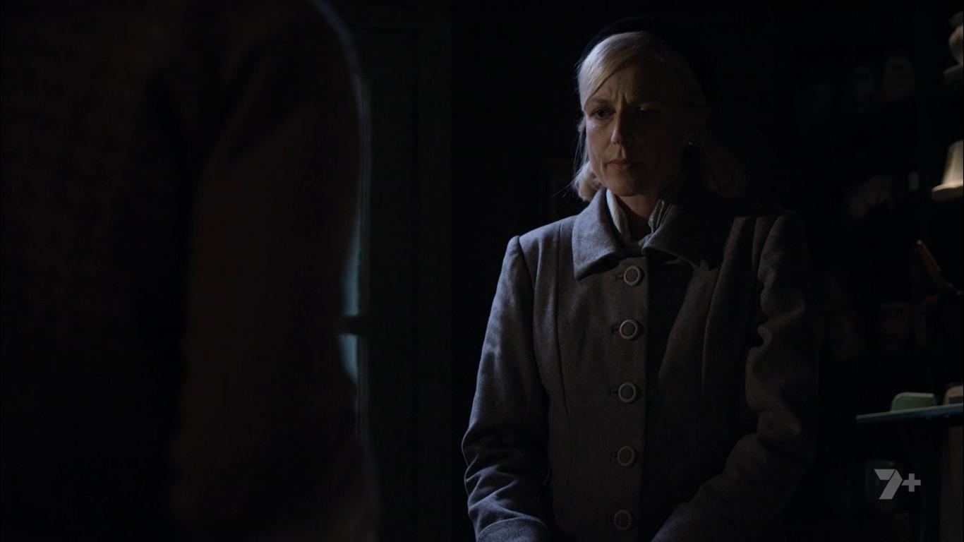 Фото - : 1366x768 / 34 Кб