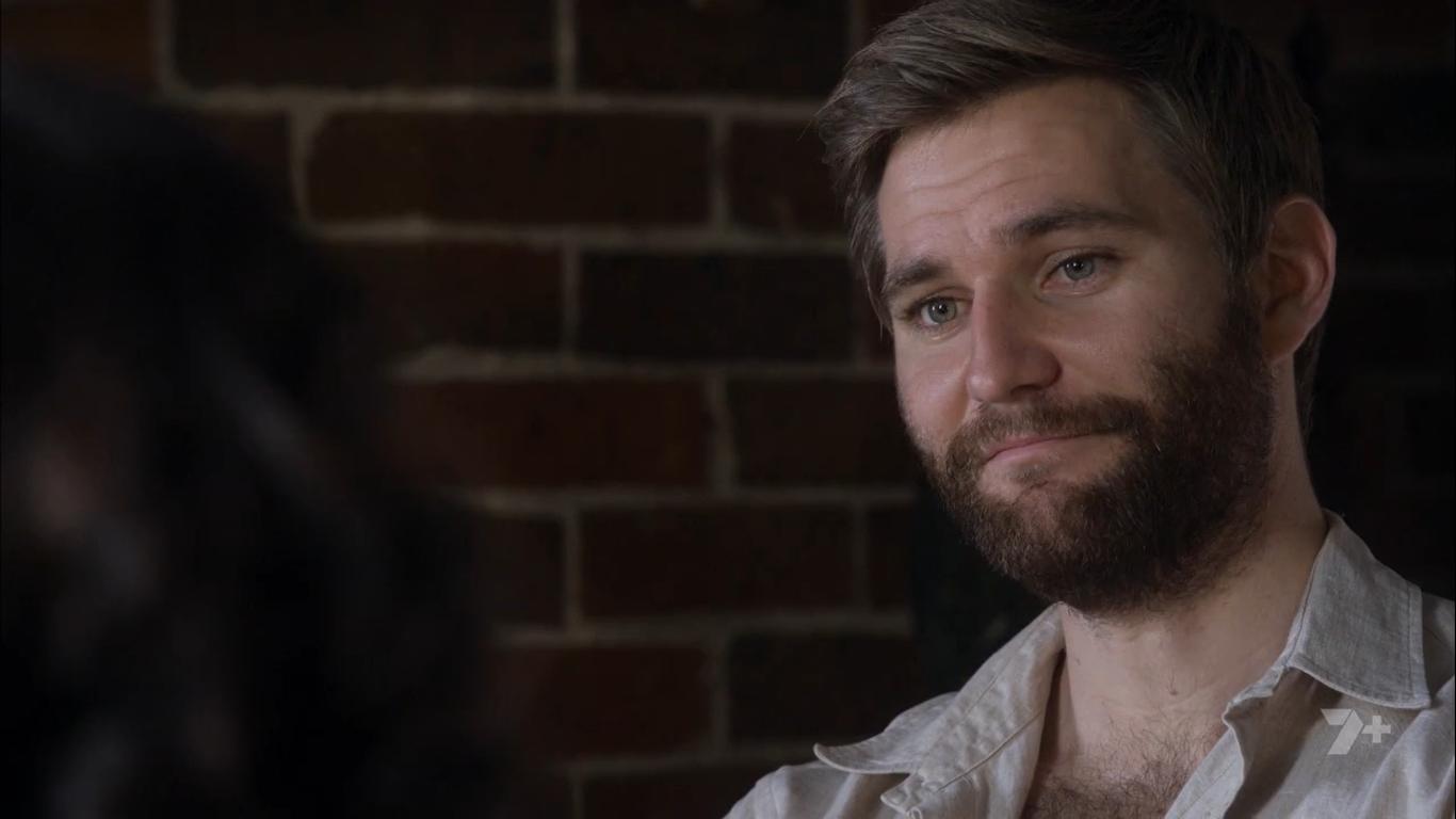 Фото - : 1366x768 / 49 Кб