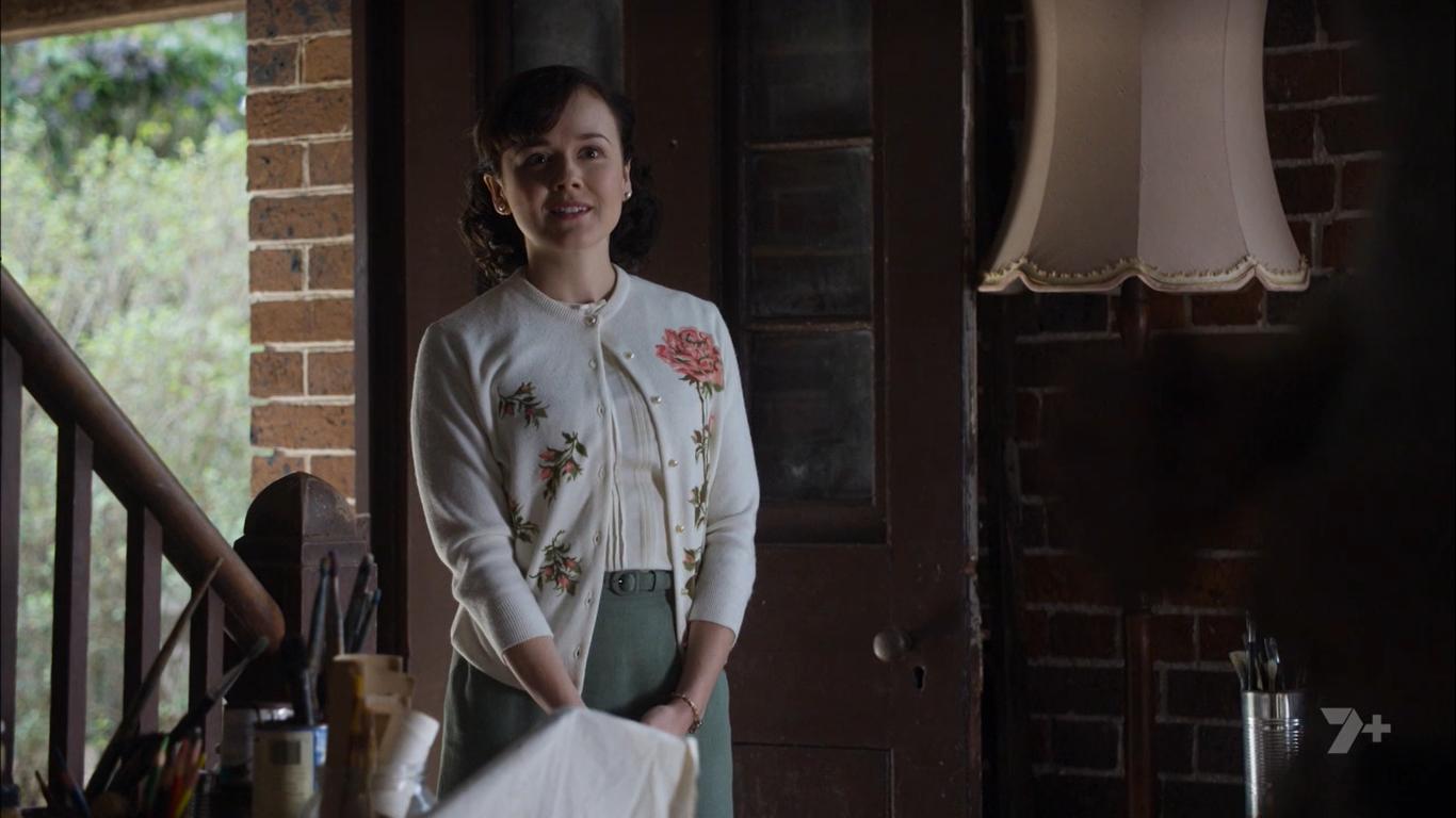 Фото - : 1366x768 / 81 Кб