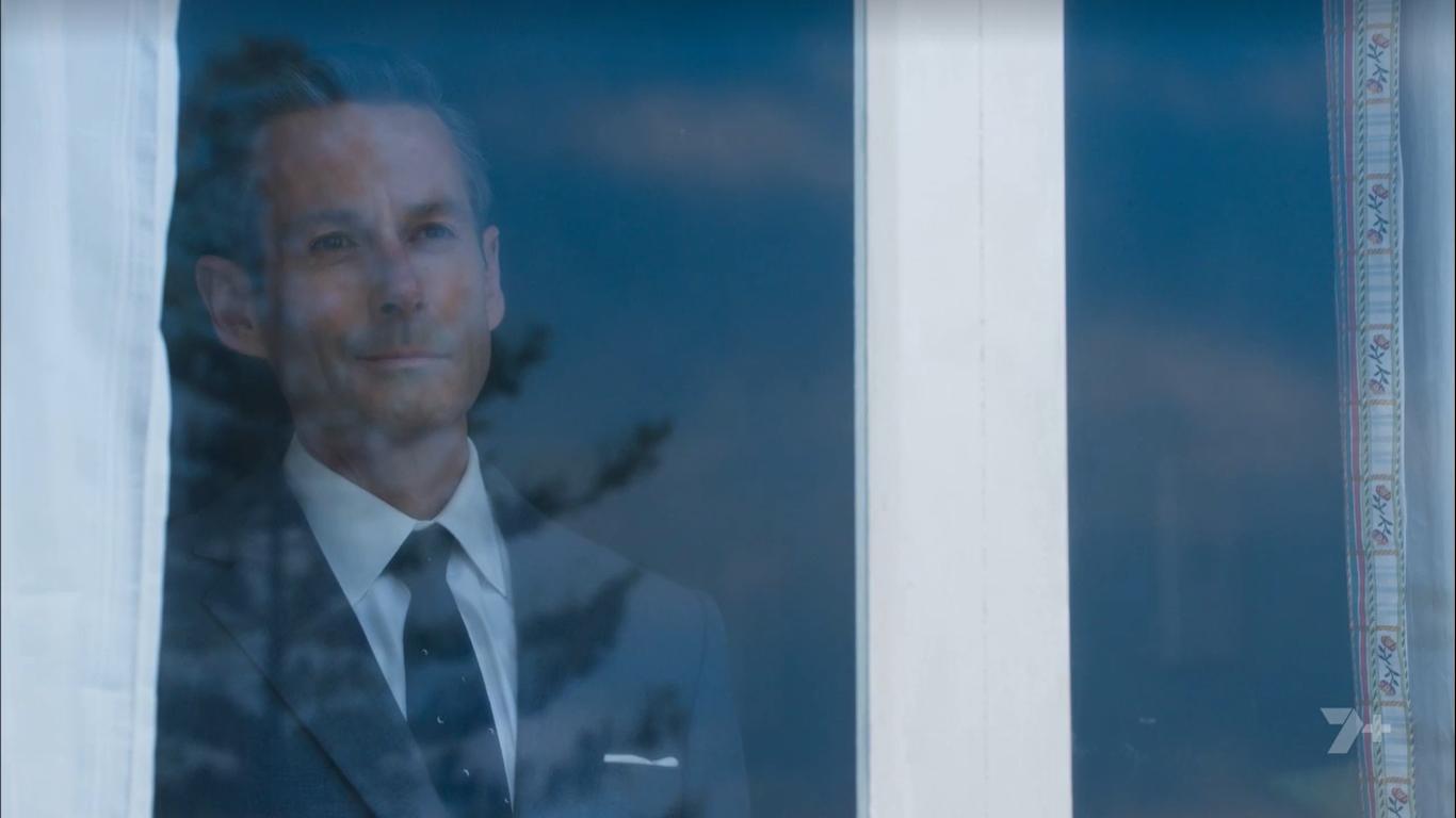 Фото - : 1366x768 / 49 Кб