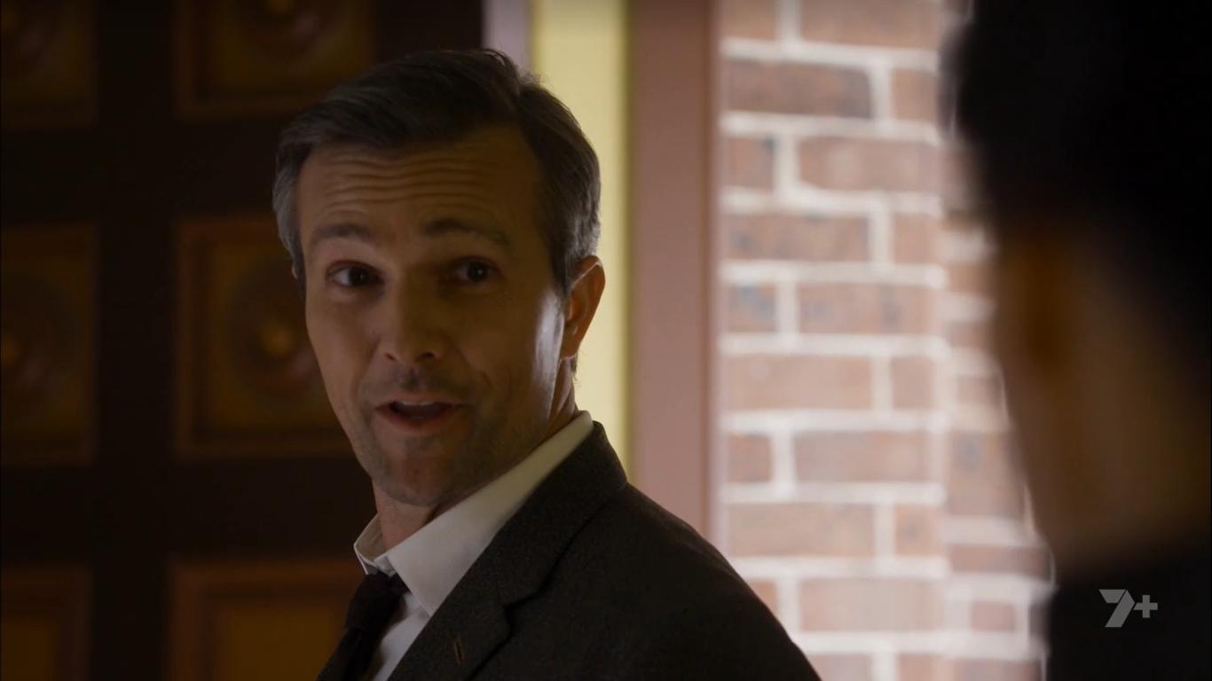 Фото - : 1366x768 / 46 Кб