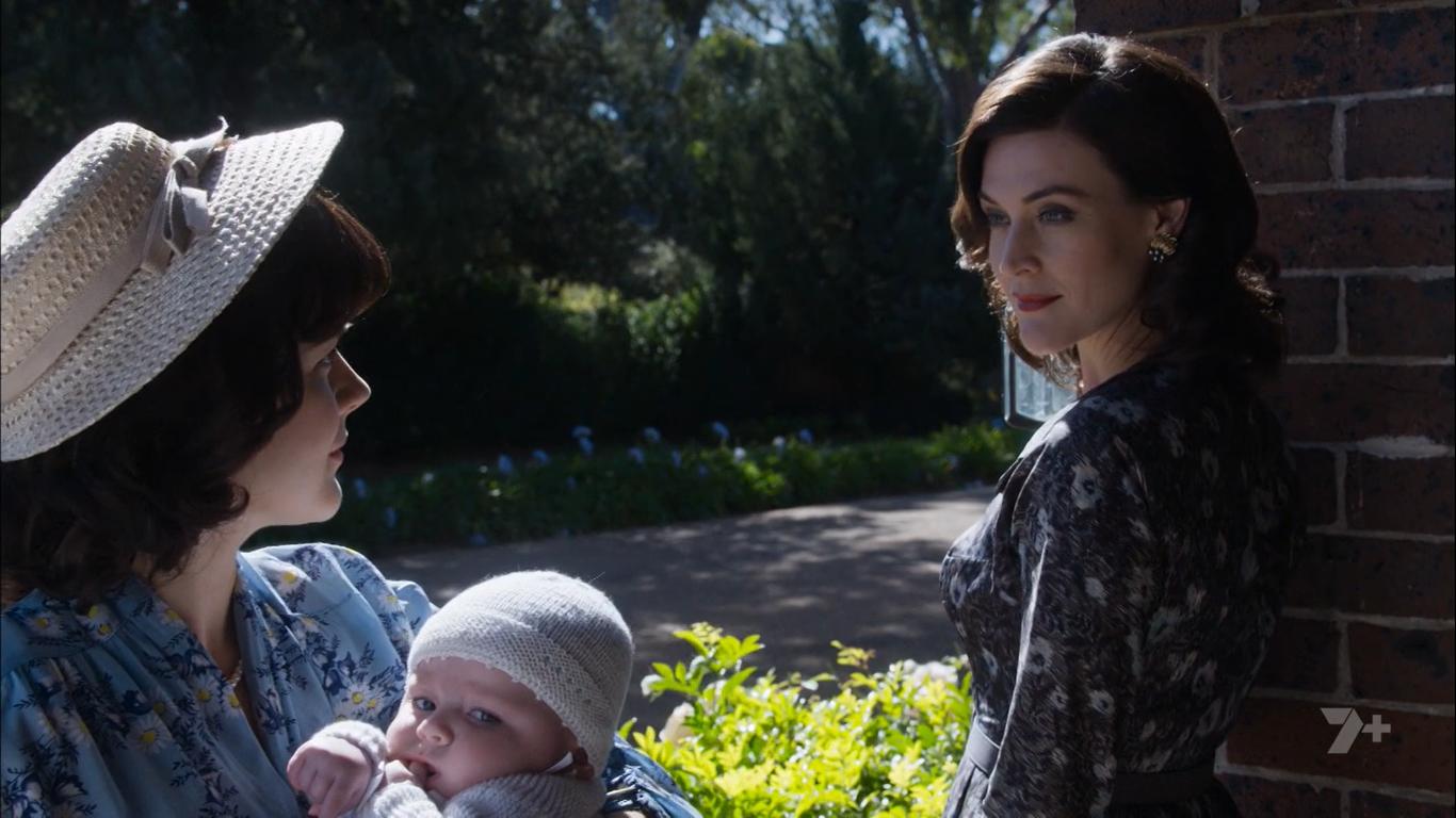 Фото - : 1366x768 / 105 Кб