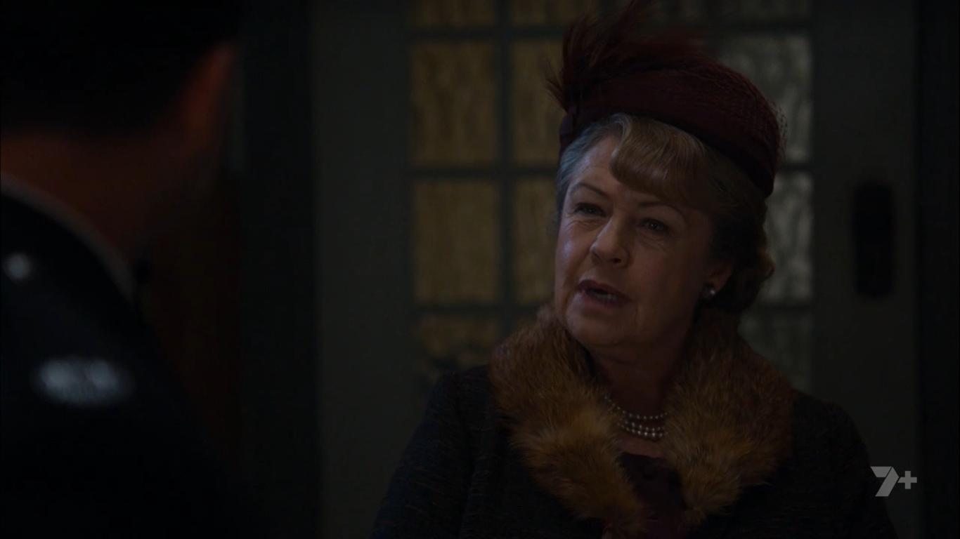 Фото - : 1366x768 / 33 Кб