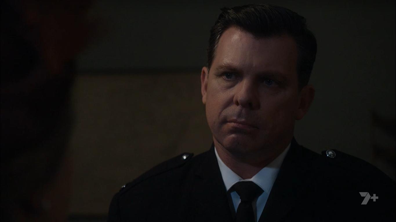 Фото - : 1366x768 / 27 Кб