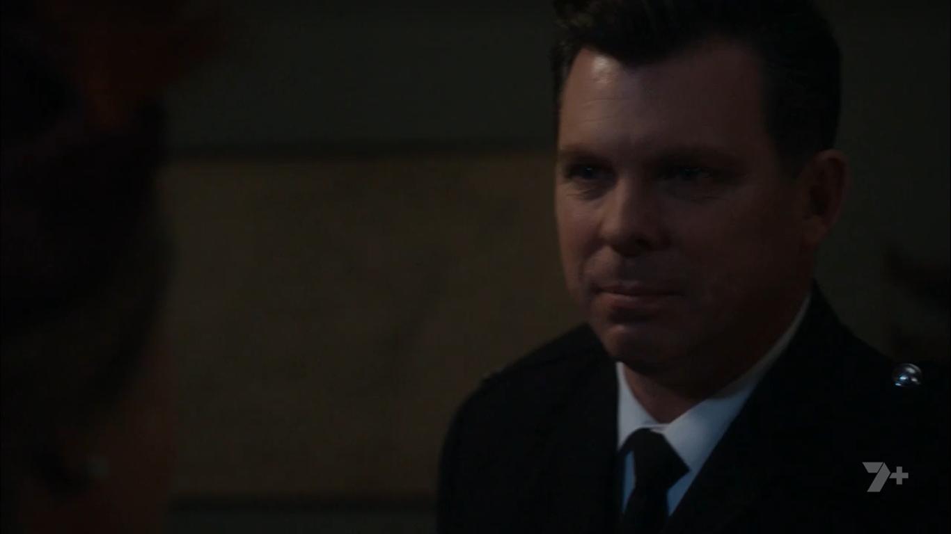 Фото - : 1366x768 / 23 Кб