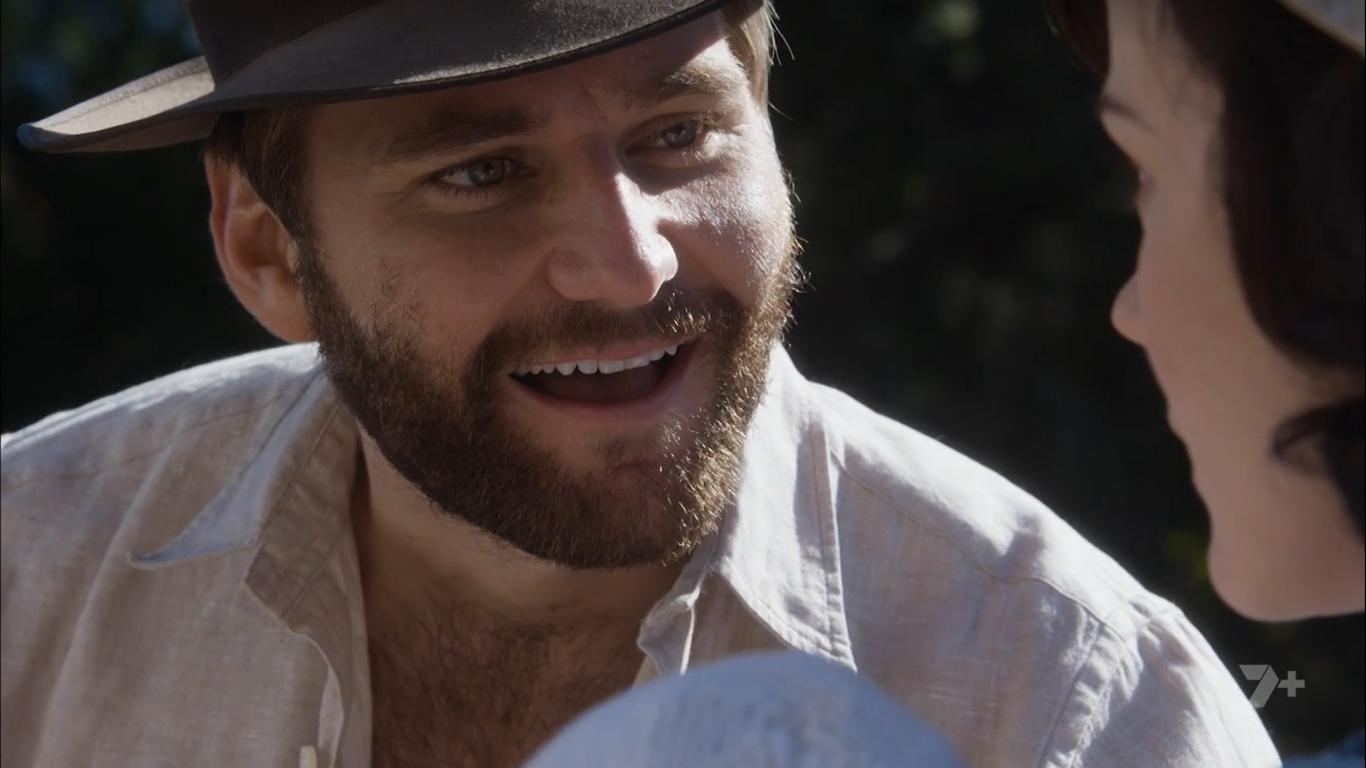 Фото - : 1366x768 / 69 Кб