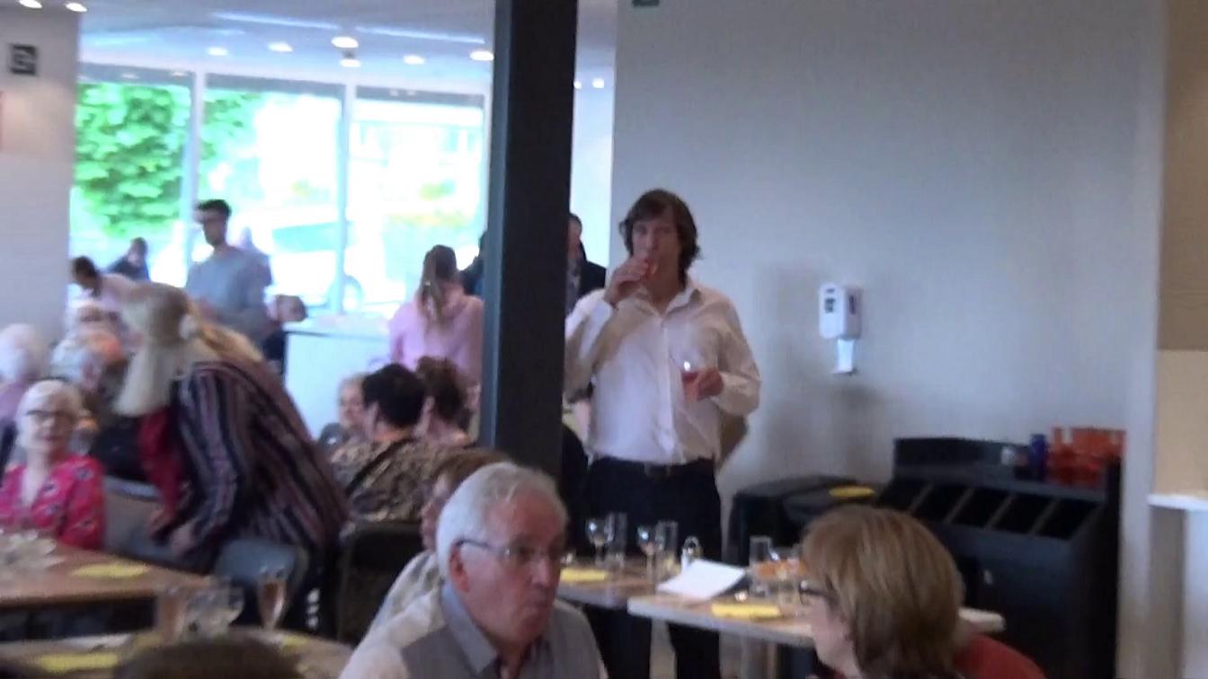 Фото - : 1344x756 / 74 Кб