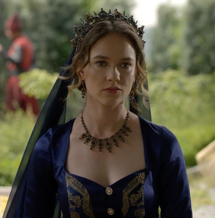 Фото - : 704x713 / 56 Кб