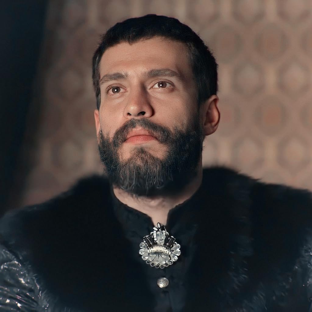 Фото - : 1024x1024 / 64 Кб