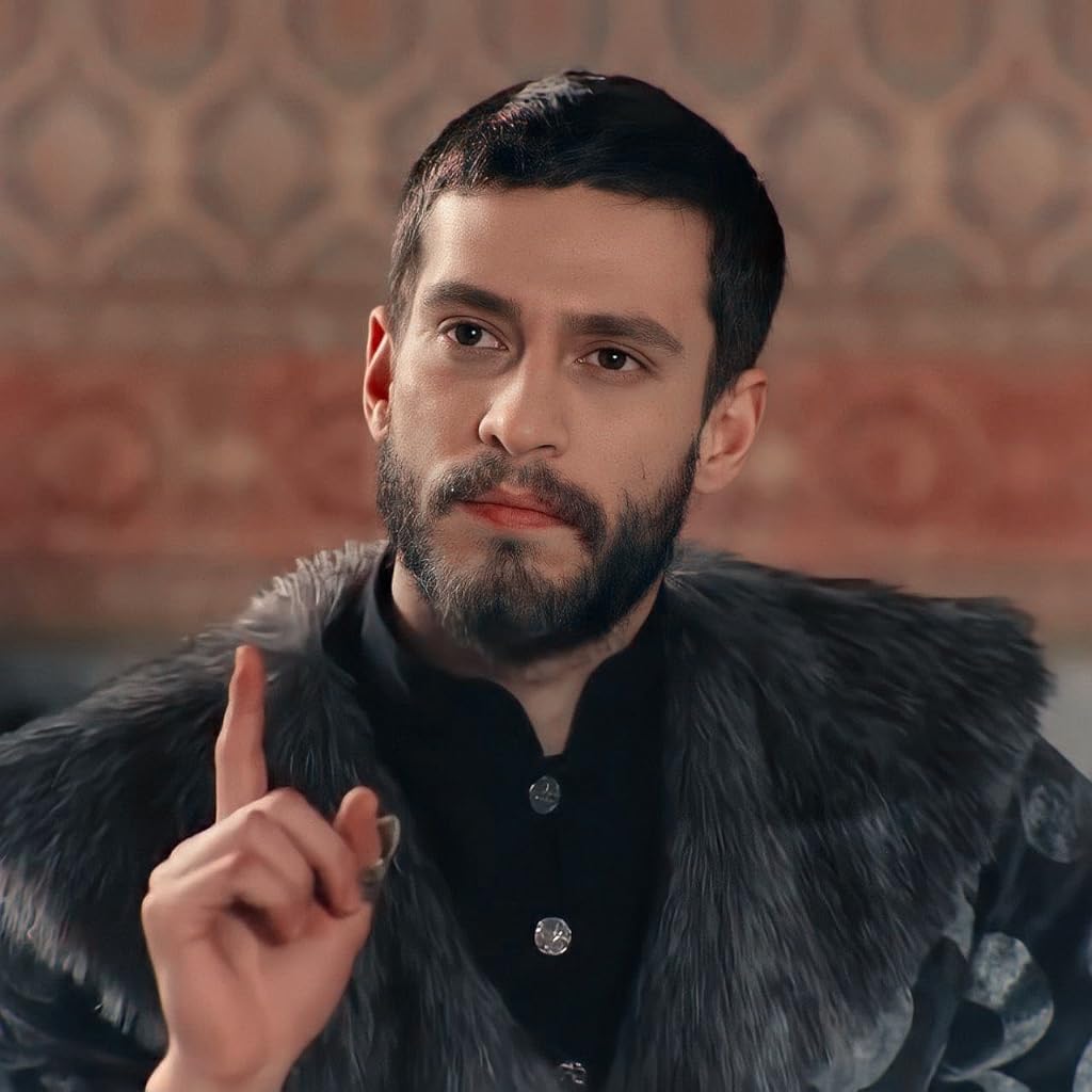 Фото - : 1024x1024 / 72 Кб