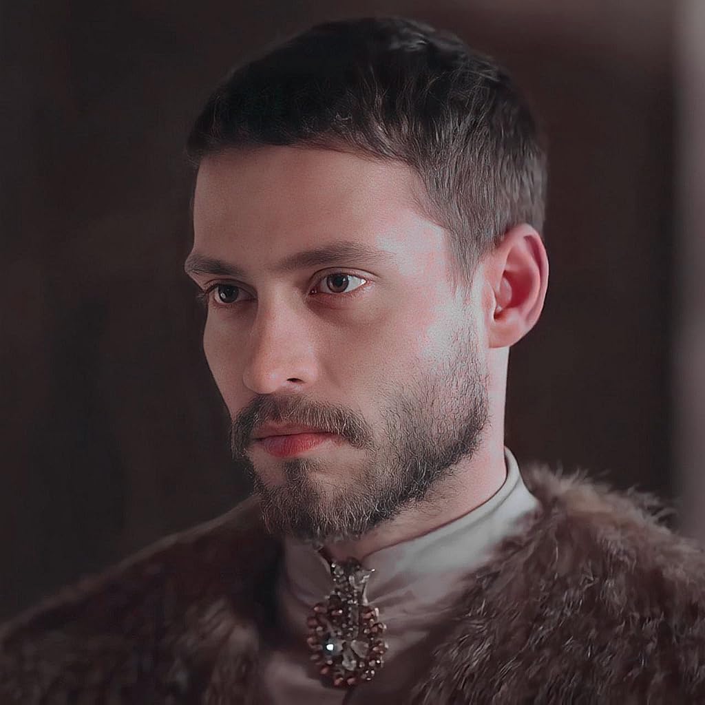 Фото - : 1024x1024 / 77 Кб