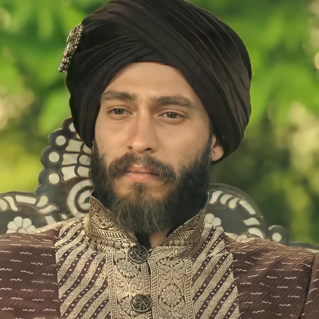 Фото - : 1024x1024 / 120 Кб