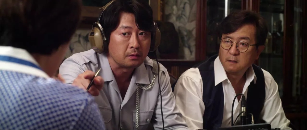 Фото - : 1280x544 / 144 Кб