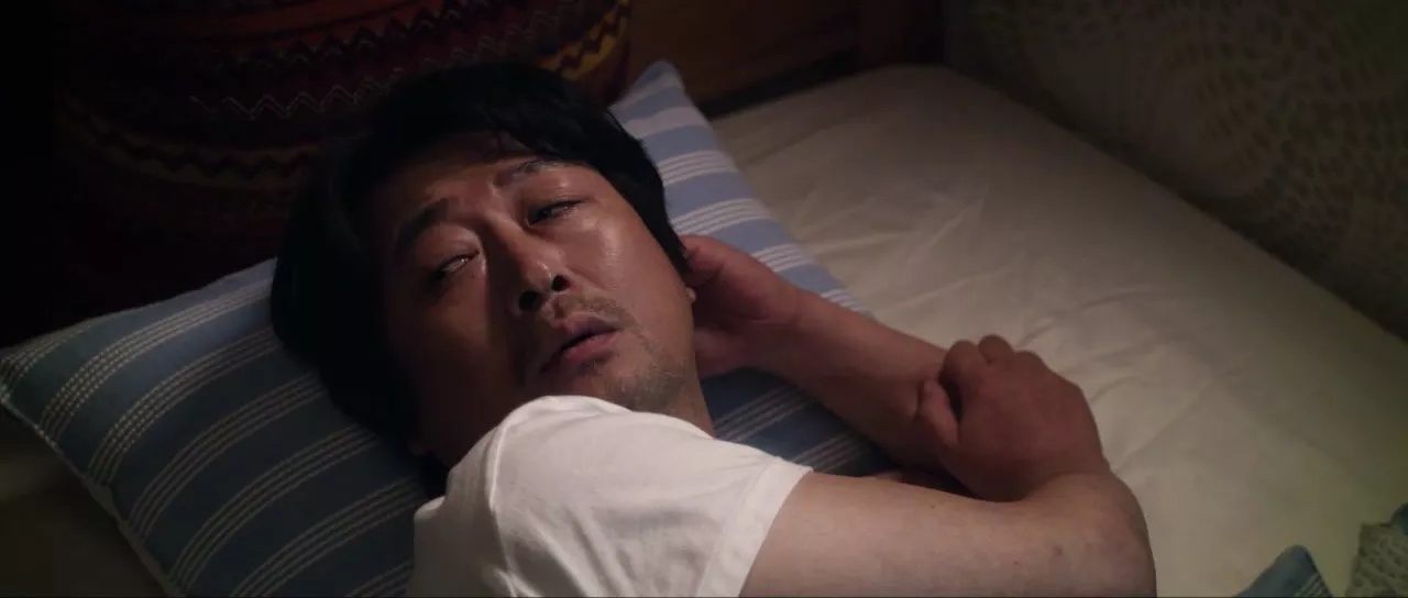 Фото - : 1280x544 / 98 Кб