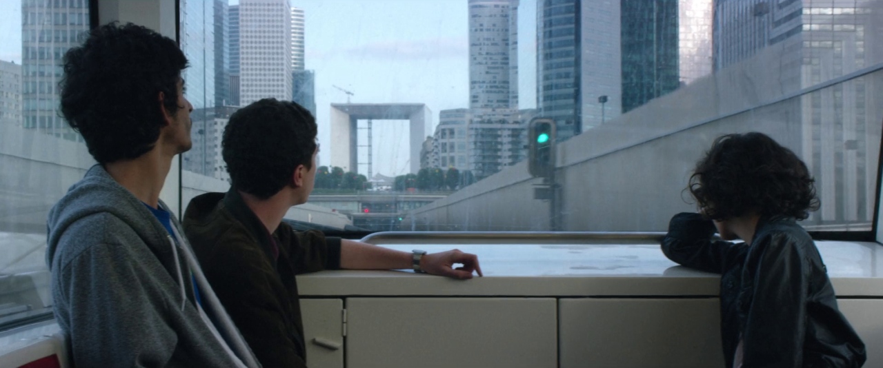 Фото - : 1280x534 / 194 Кб