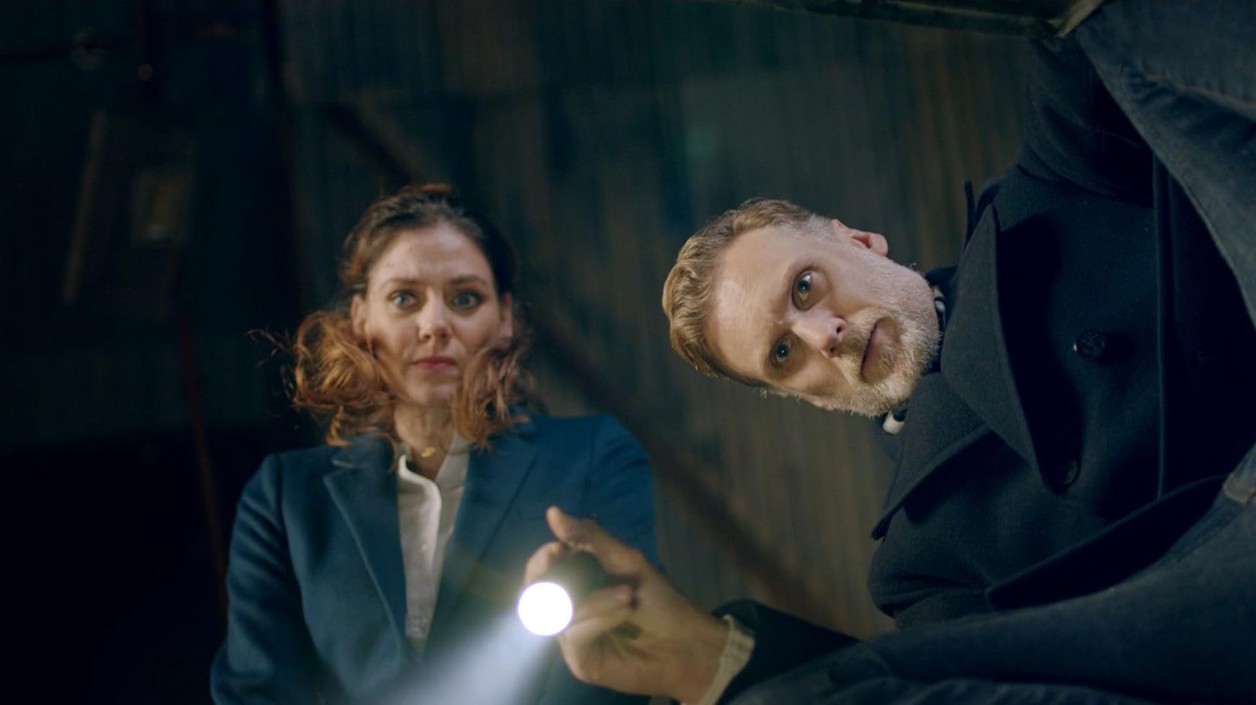 Фото - : 1824x1024 / 83 Кб