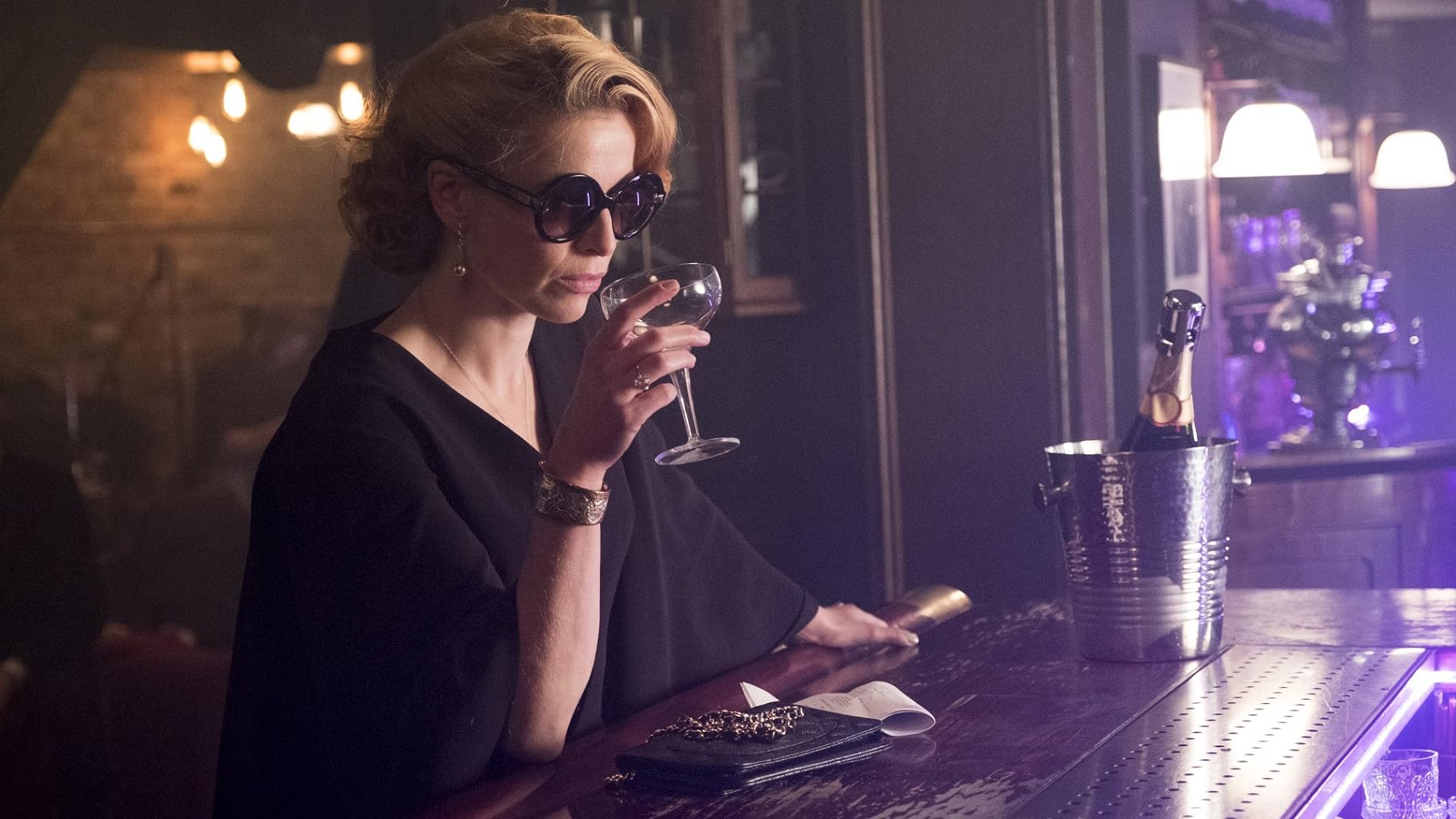 Фото - : 1820x1024 / 168 Кб