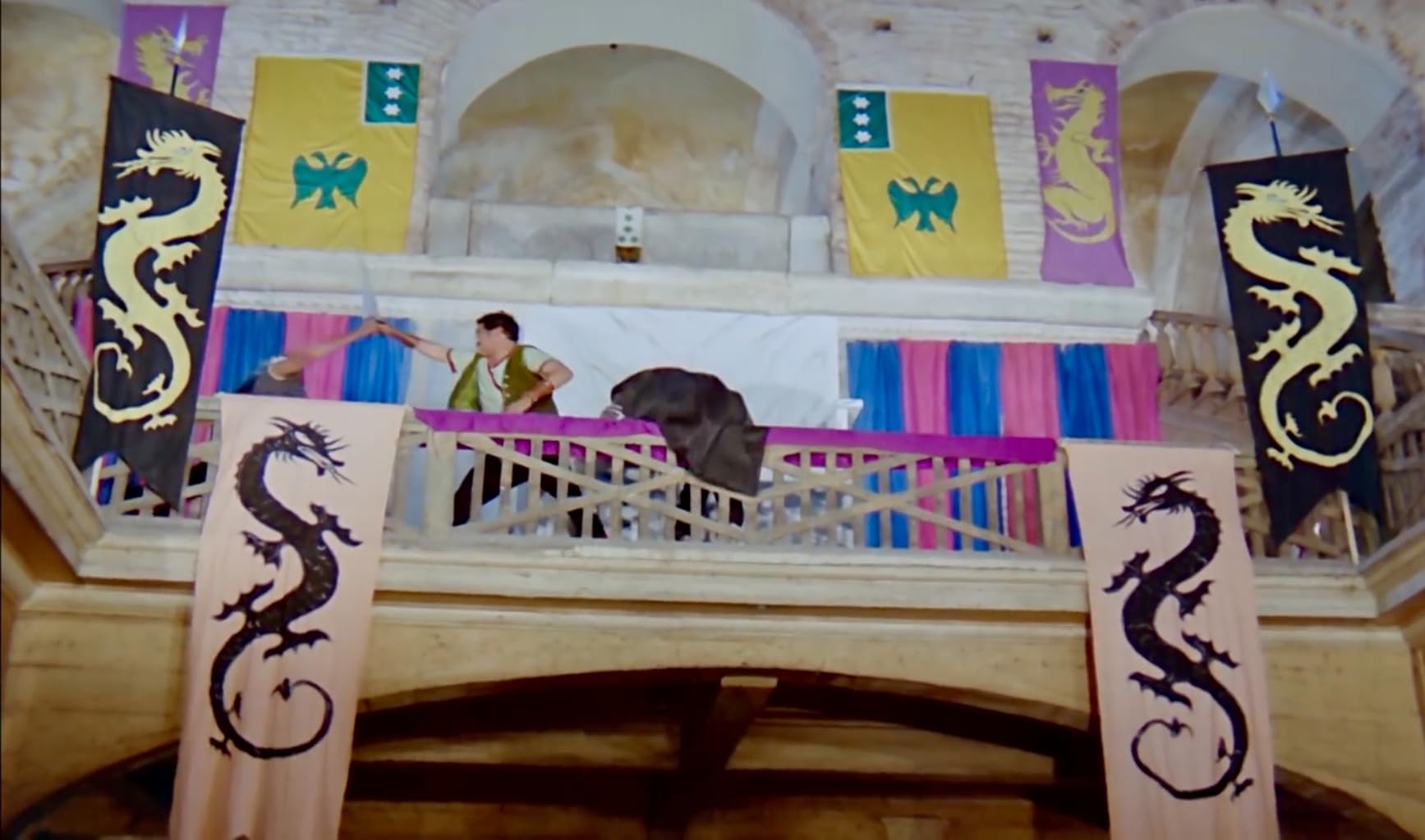 Фото - : 1735x1024 / 133 Кб