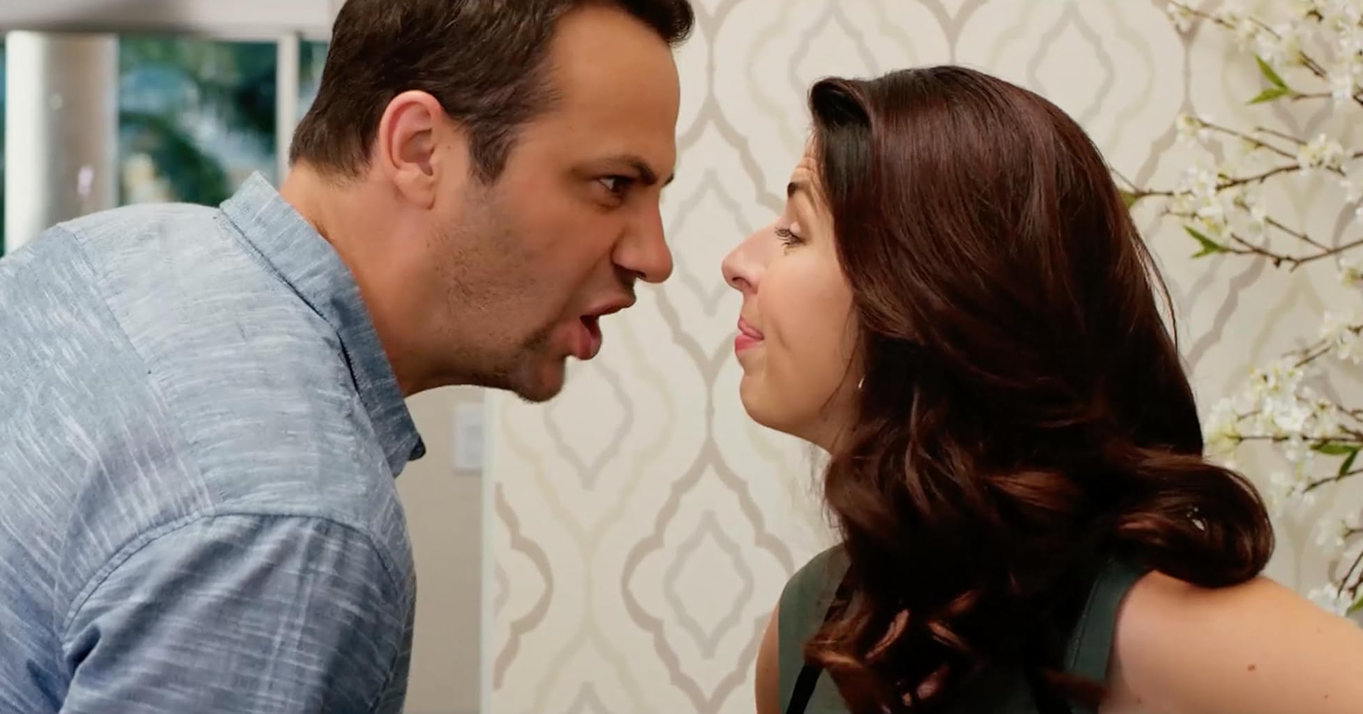 Фото - : 1953x1024 / 125 Кб