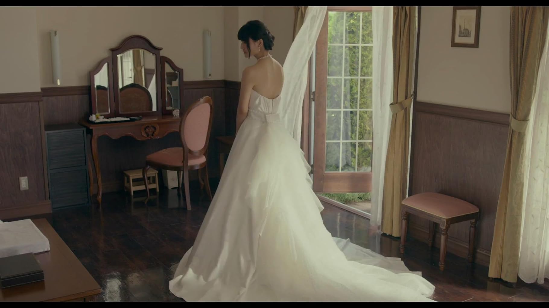 Фото - : 1820x1024 / 107 Кб