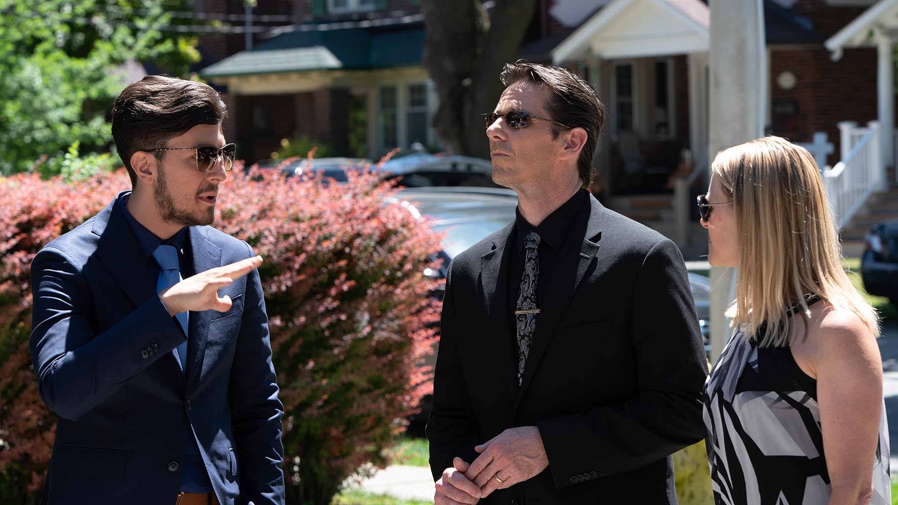 Фото - : 1821x1024 / 192 Кб