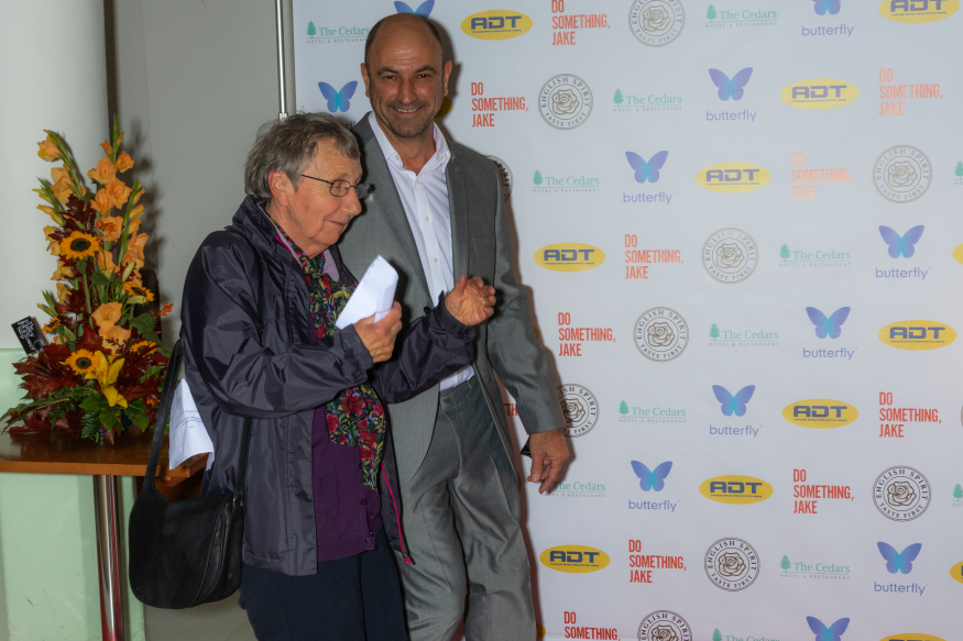 Фото - : 875x583 / 411 Кб