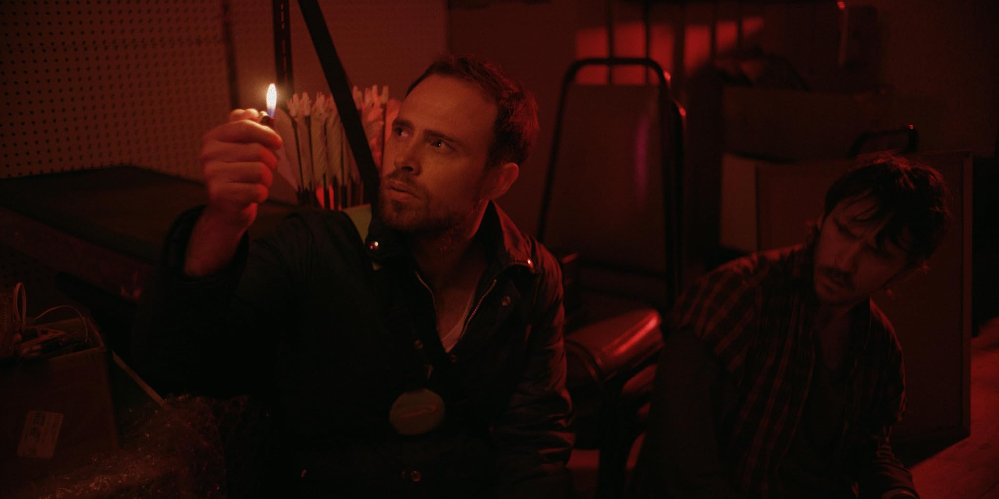 Фото - : 2048x1024 / 84 Кб