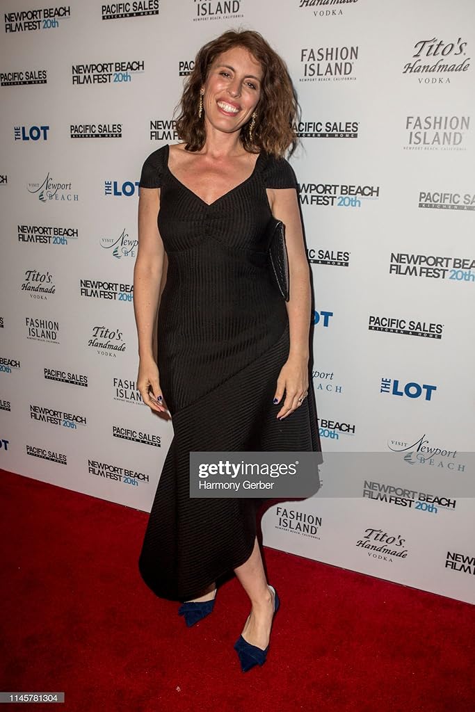 Фото - : 683x1024 / 84 Кб