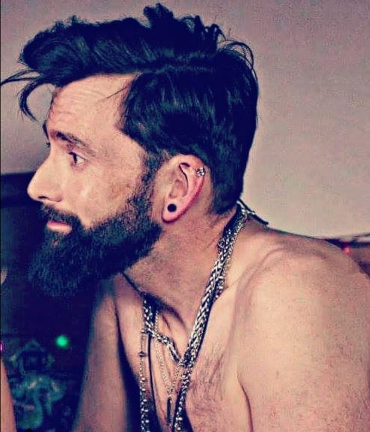 Фото - You, Me and Him: 750x876 / 111 Кб