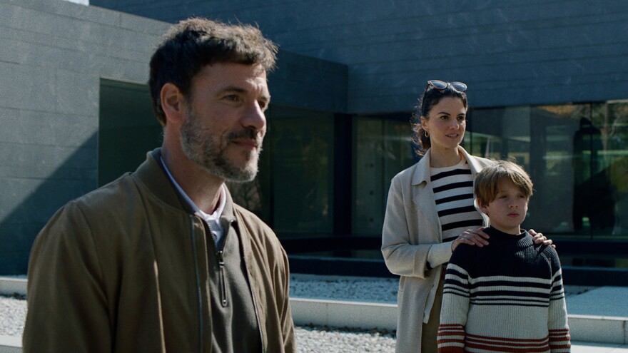 Фото - Шедевр: 880x495 / 88.24 Кб