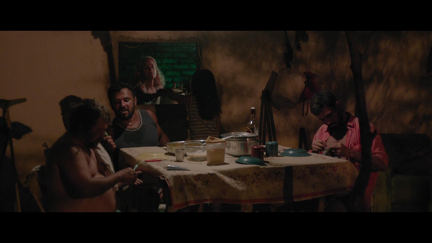 Фото - : 1820x1024 / 88 Кб