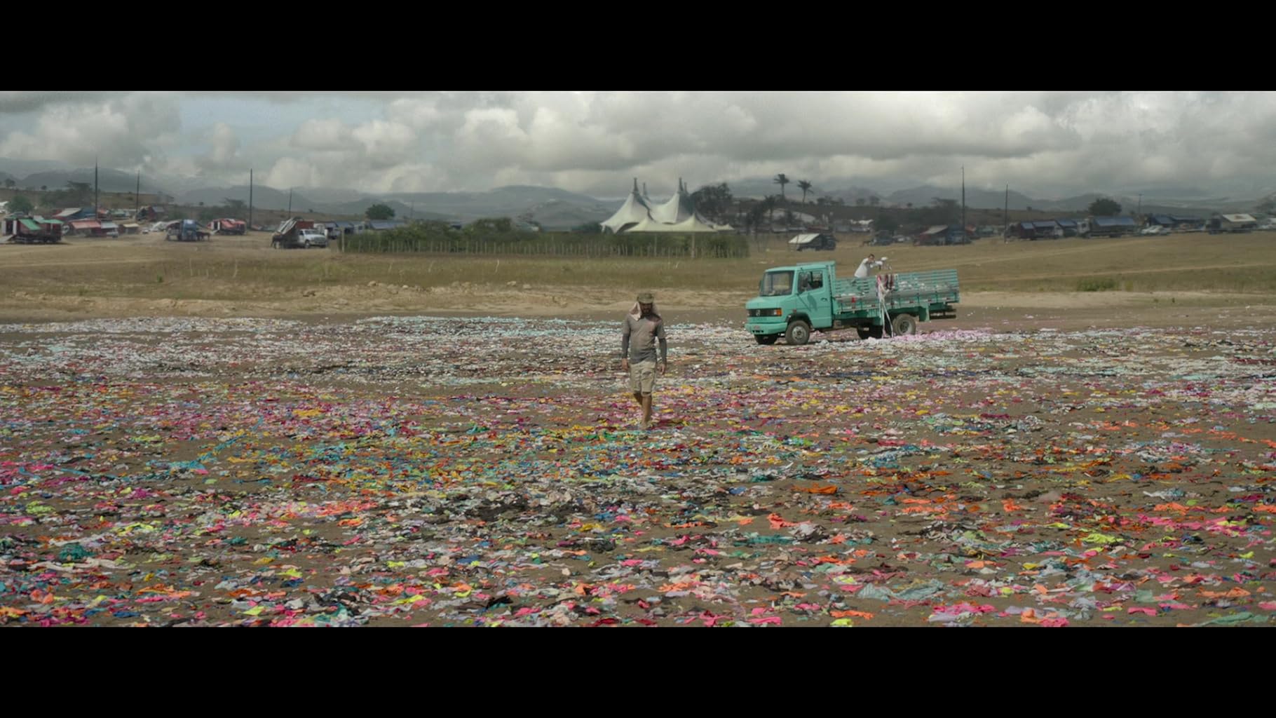 Фото - : 1820x1024 / 220 Кб