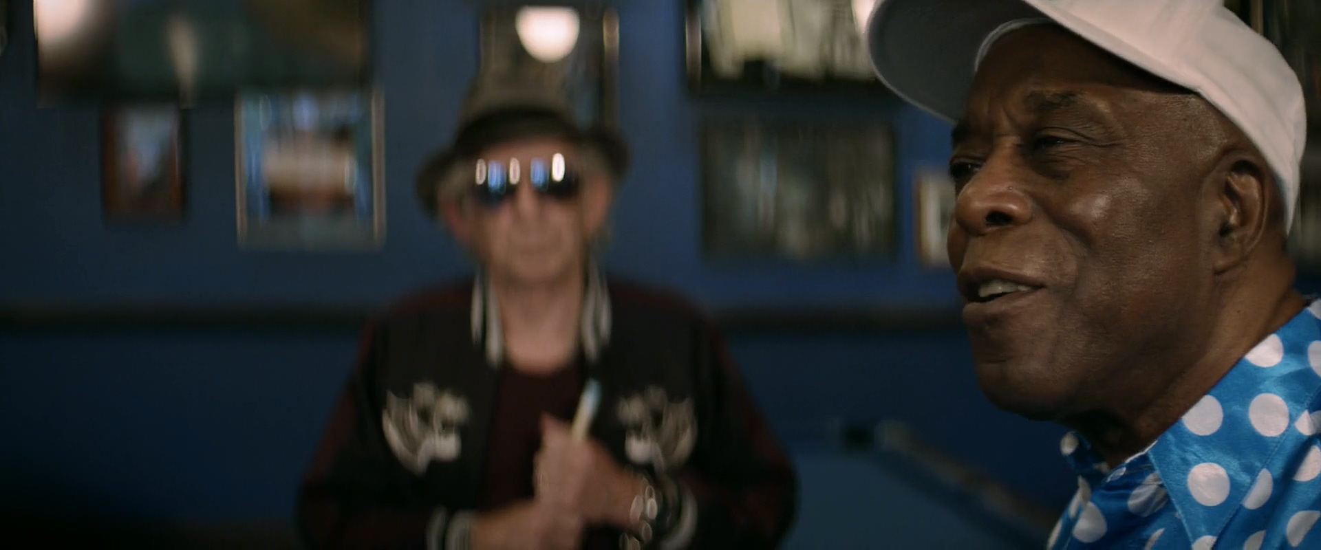 Фото - : 1920x800 / 213 Кб