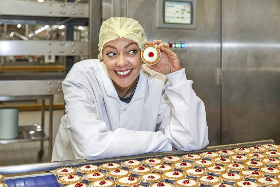 Фото - : 920x613 / 93 Кб