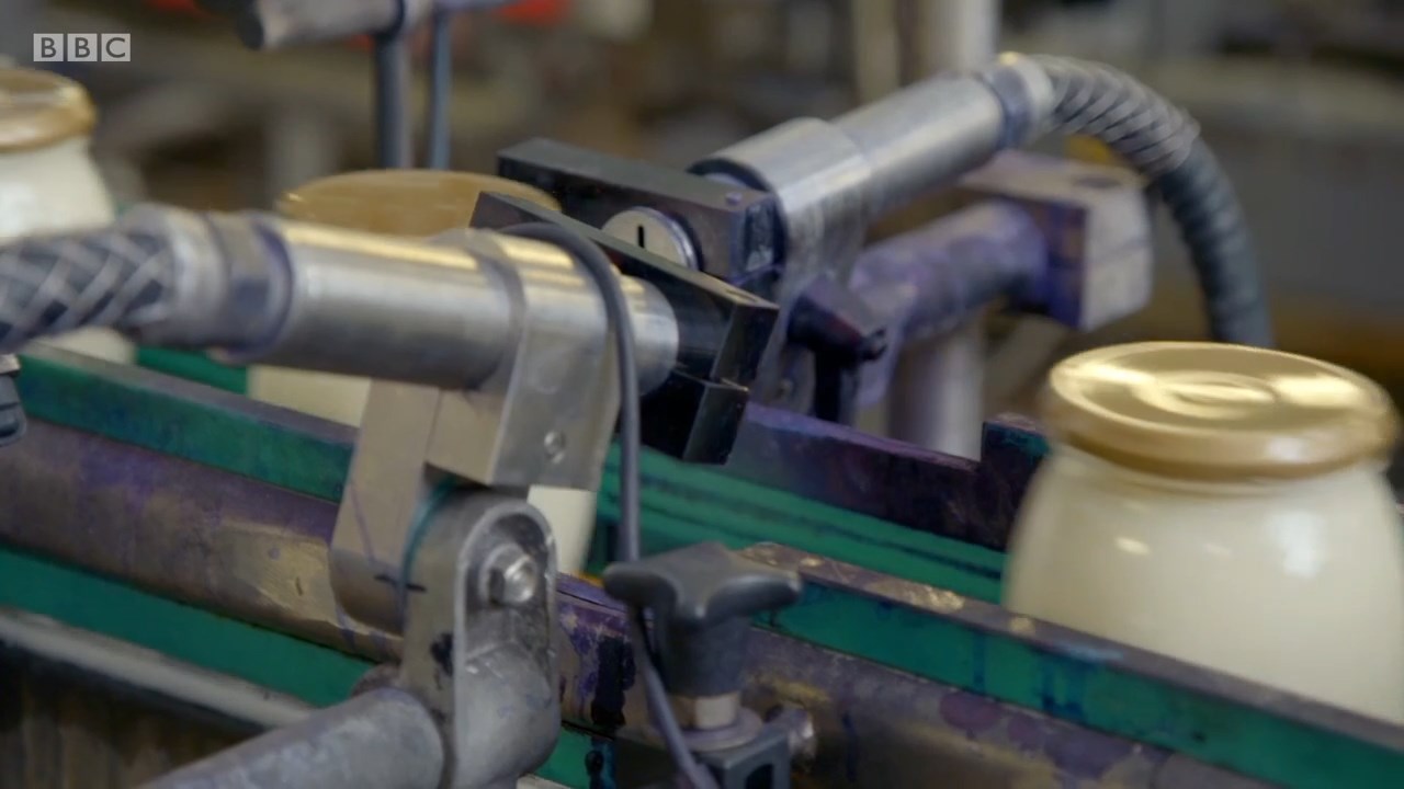 Фото - : 1280x720 / 99 Кб