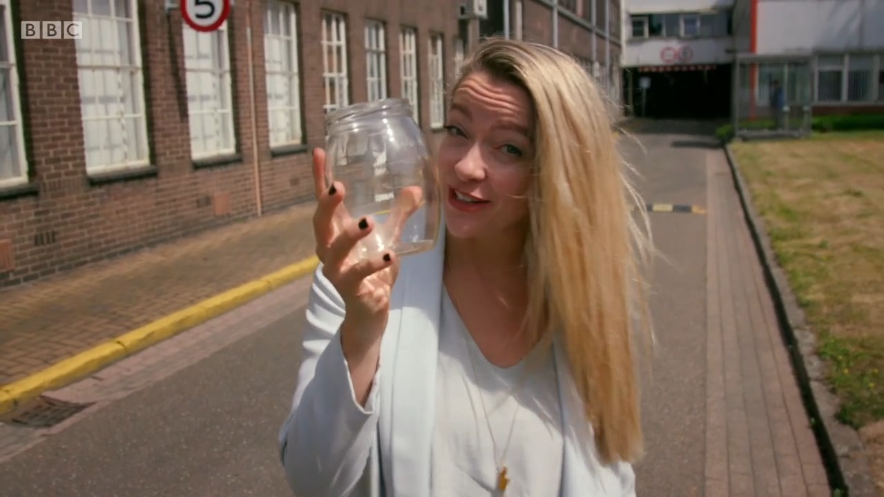 Фото - : 1280x720 / 123 Кб