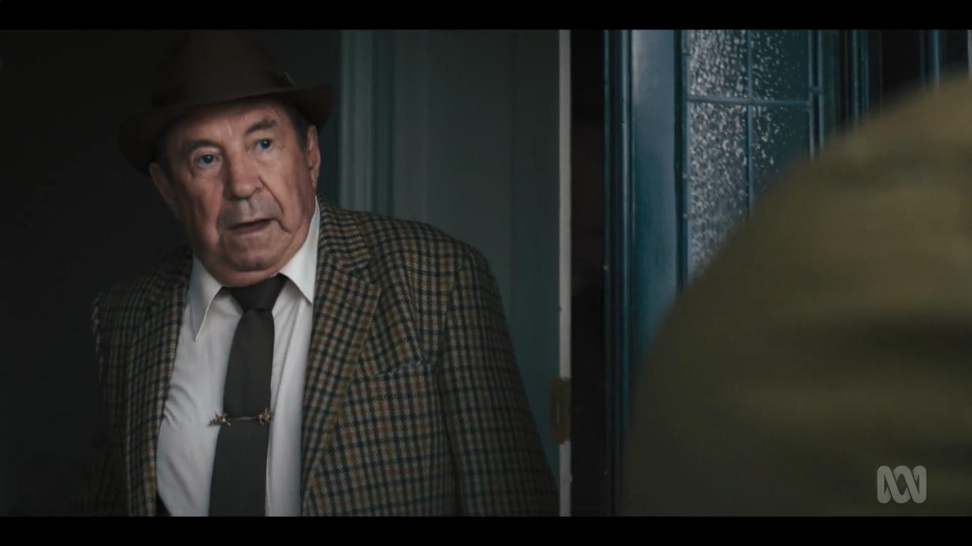 Фото - : 1366x768 / 54 Кб