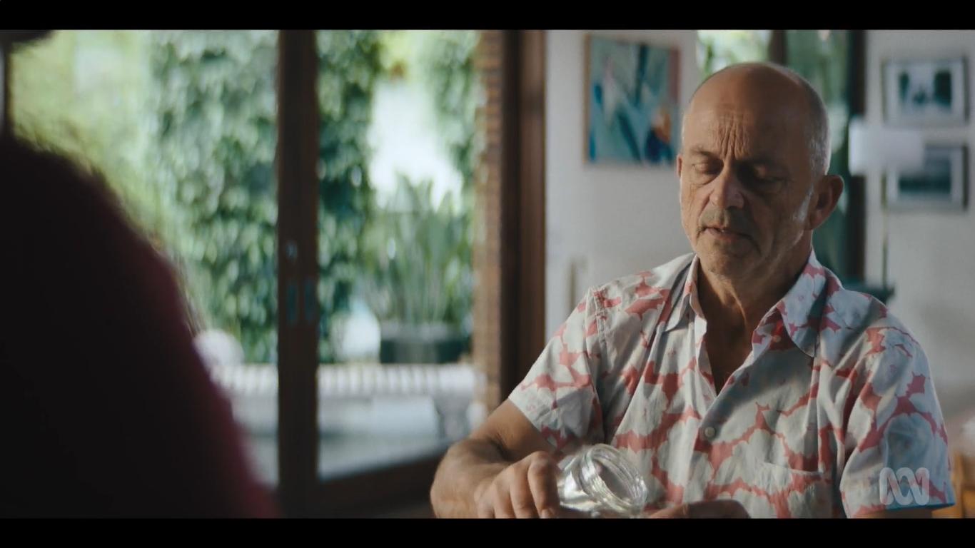 Фото - : 1366x768 / 76 Кб