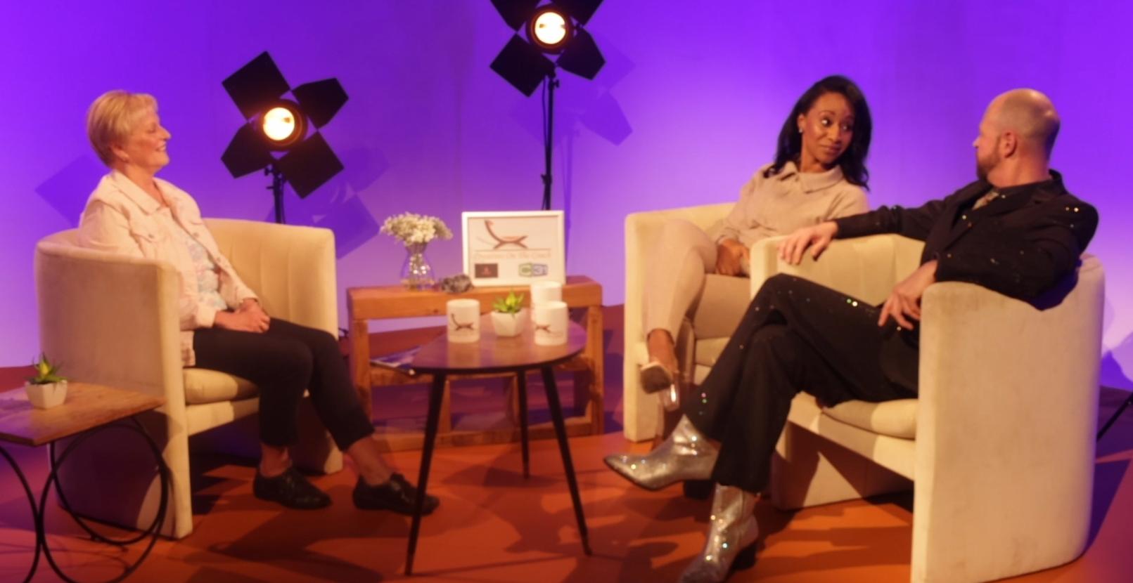 Фото - : 1611x830 / 85 Кб