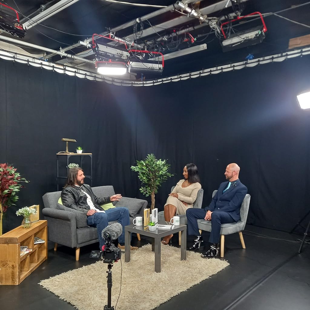 Фото - : 1024x1024 / 136 Кб