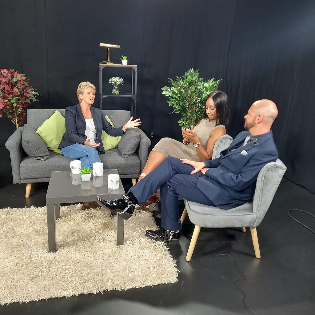 Фото - : 1024x1024 / 137 Кб