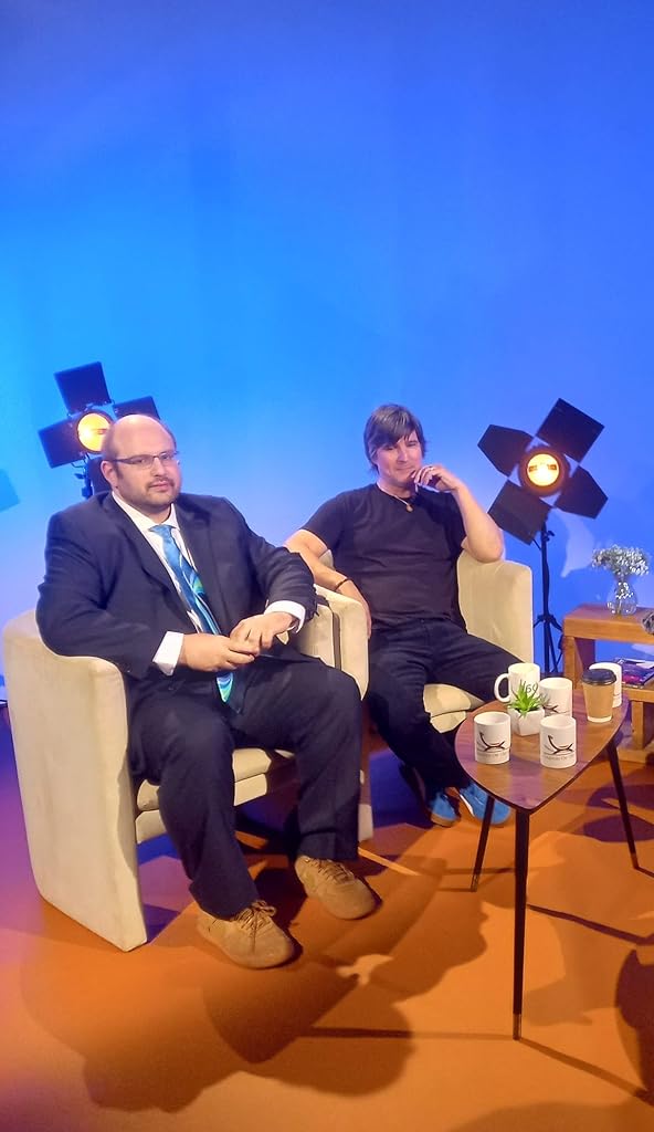 Фото - : 592x1024 / 53 Кб