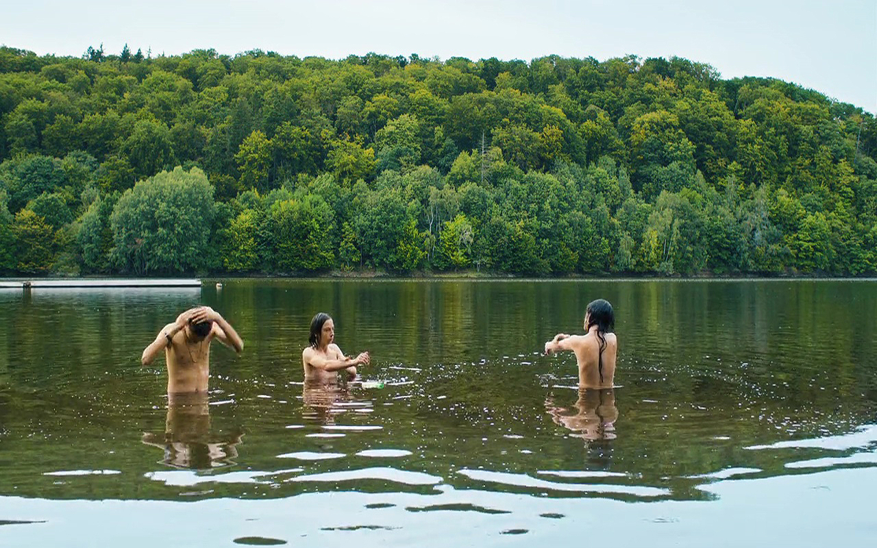 Фото - : 1280x800 / 1020 Кб