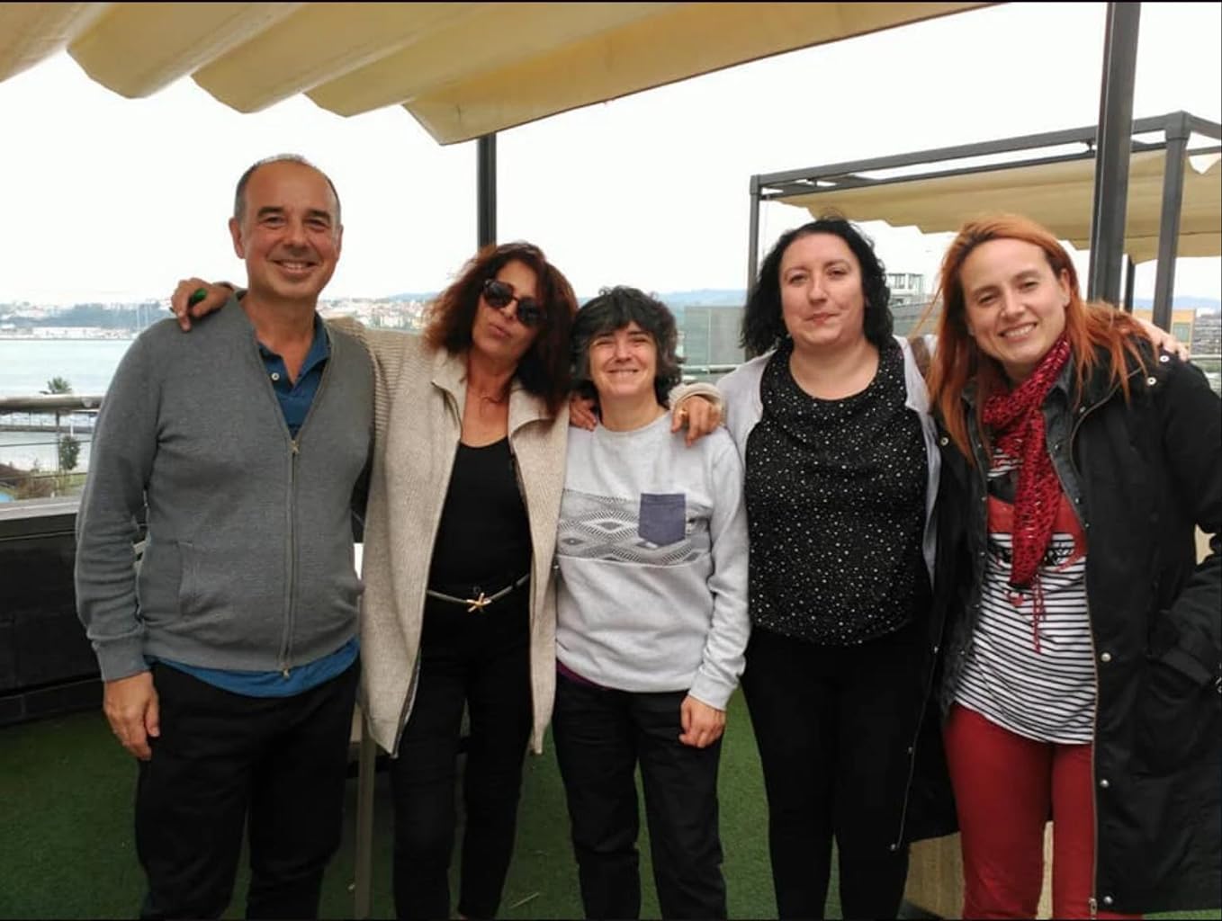 Фото - : 1358x1024 / 112 Кб