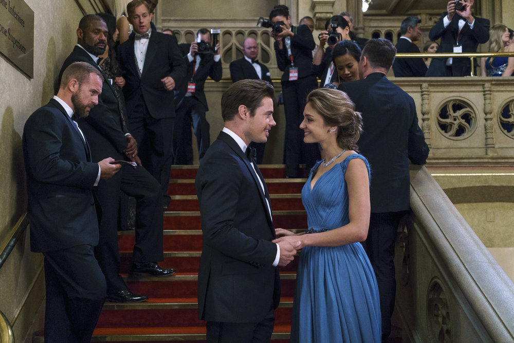 Фото - : 1000x667 / 170 Кб