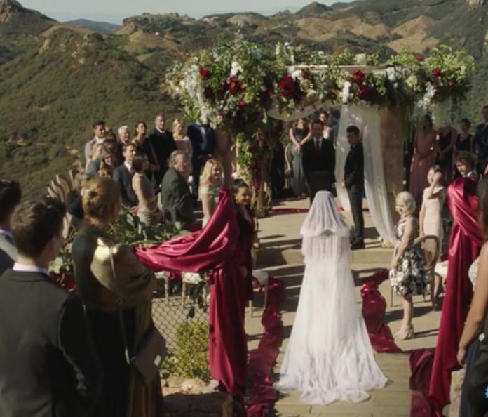 Фото - : 696x594 / 60 Кб