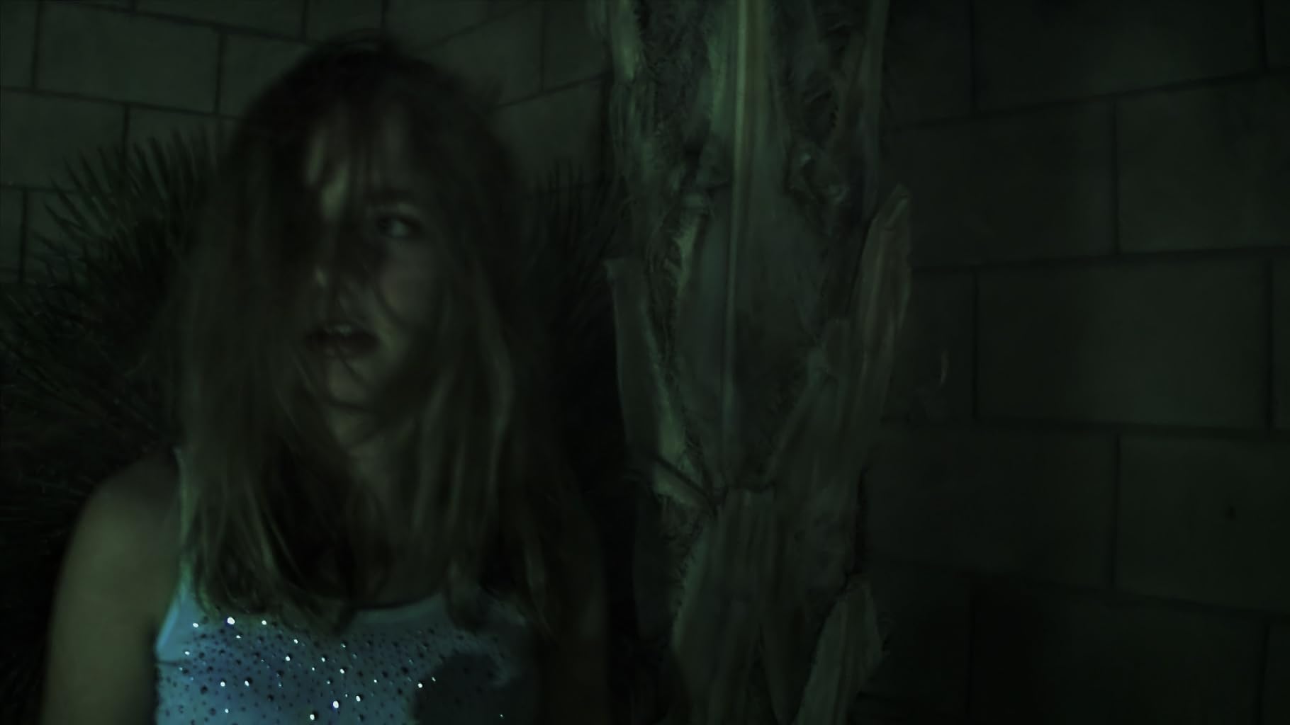 Фото - : 1820x1024 / 51 Кб